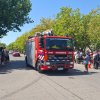 Desfile de unidades bomberos
